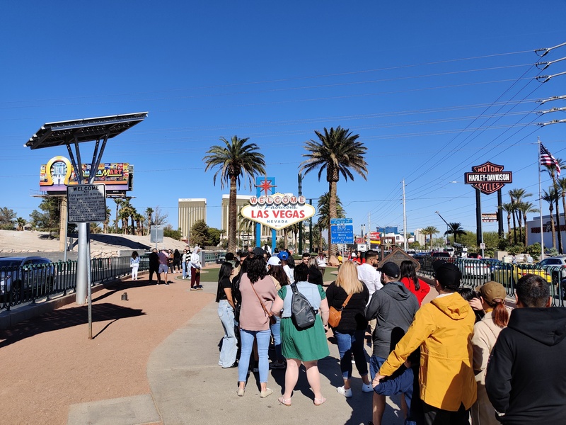 Welcome to Las Vegas sign